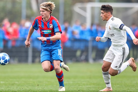 Další změna ve Viktorii Plzeň. Záložník Šulc míří na hostování do Opavy