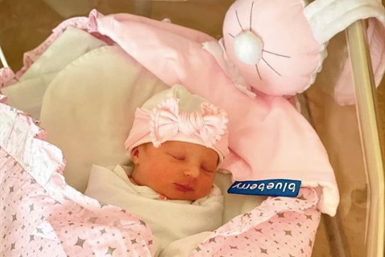 David Limberský je potřetí otcem. Žena Lenka mu porodila dcerku Lilien