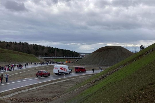 Řidiči se dočkali, otevírá se západní okruh!