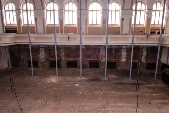 Kulturní dům Peklo dál chátrá. Speciální pracovní skupina znovu řešila, co s ním!