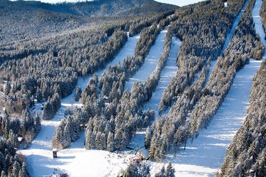 Lyžařská sezóna neskončila, v Plzeňském kraji zůstává v provozu i největší středisko na Špičáku