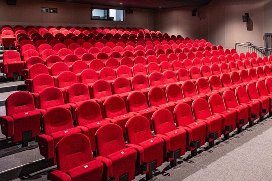 Tachov dokončil rekonstrukci Společenského areálu Mže s moderním kinem za 100 milionů korun