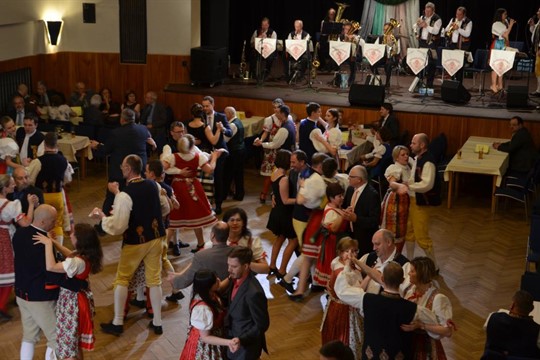 Jak žije o víkendu náš region? Čekají nás jarmarky, koncerty či plesy