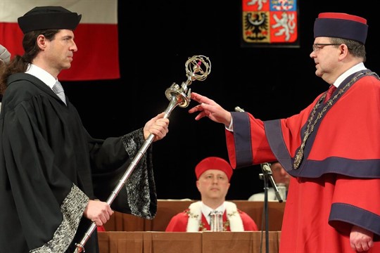 Západočeská univerzita má oficiálně nového rektora