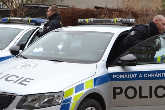 Rvačka v nočním autobuse v Plzni. Popral se řidič se dvěma cestujícími!