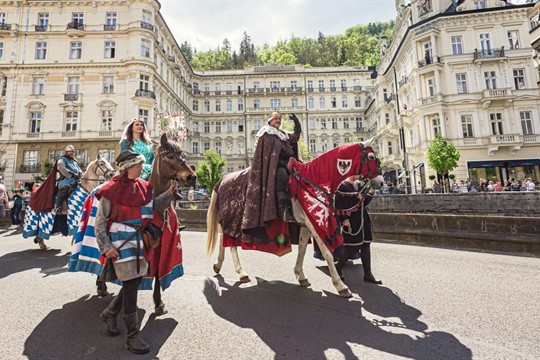 Karlovy Vary zahájí novou lázeňskou sezónu o prvním květnovém víkendu