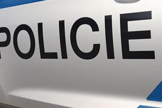 Na Doubravce se srazila tři vozidla. Policisté hledají svědky!