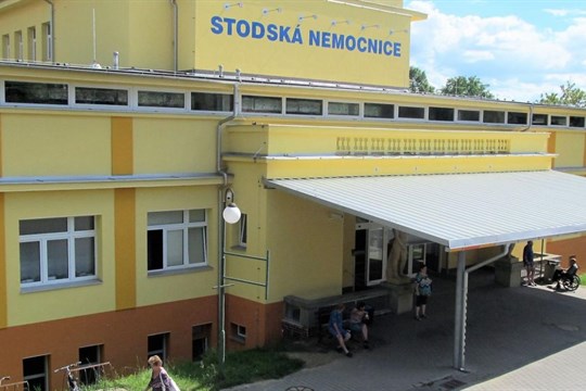 Stodská nemocnice uzavře z personálních důvodů dočasně porodnici