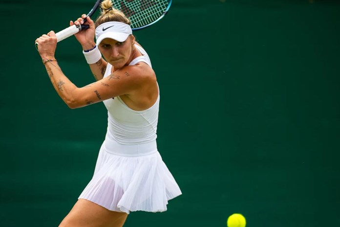Životní výhra Vondroušové. Tenistka ze Sokolova ovládla Wimbledon!