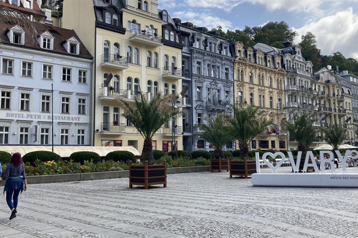 Karlovy Vary daň z nemovitosti zvyšovat nebudou