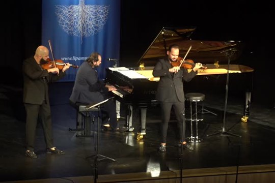 Janoska Ensemble nadchnul českolipské divadlo