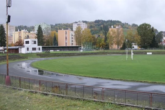 Semily chystají obnovu atletického stadionu