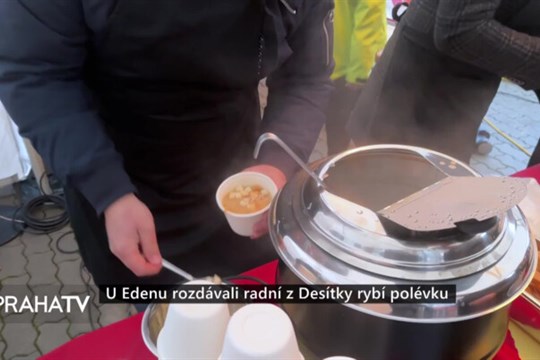 U Edenu rozdávali radní z Desítky rybí polévku