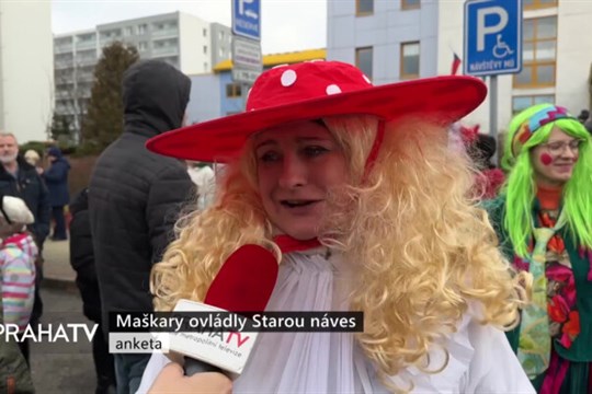 Maškary ovládly Starou náves