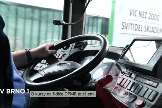 O kurzy pro řidiče DPMB je zájem