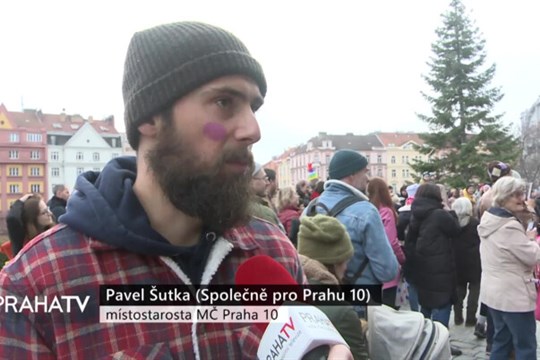 Desítkou se prohnal masopustní průvod