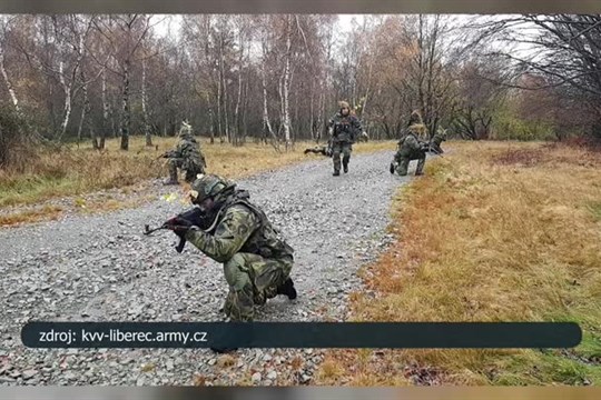 Zájem o vstup do aktivních záloh upadnul