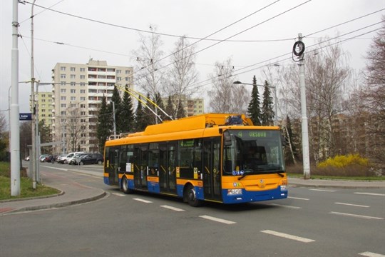Porucha na křižovatce a přejezdu v Prštném. Na linkách MHD č. 1, 11 a 92 platí výluka