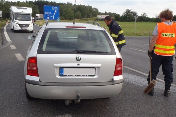 Začala oprava křižovatek na tahu z Plzně do Budějovic, řidiči tam často bourají