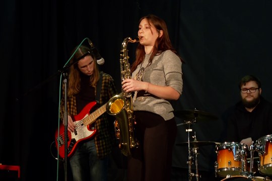 Žáci ze ZUŠky hráli jazz