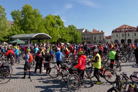 Na kole vinohrady Uherskohradišťska brázdila téměř tisícovka cyklistů