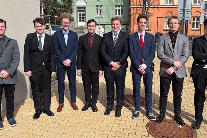 Soutěž Technowizz 2024 opanovali informatici z ostrovské průmyslovky
