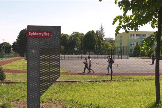 Díky projektu Pohni městem vznikla na Trávníkách cyklomyčka