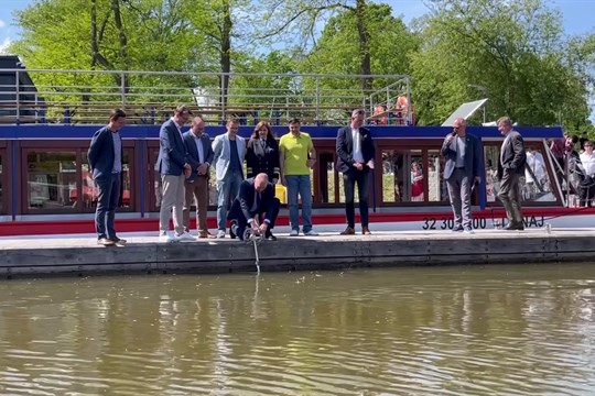Odemčení vodní cesty přilákalo do Veselí tisíce lidí