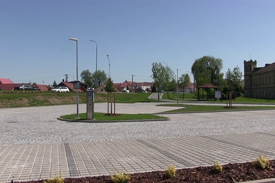 U veselského přístavu vyrostlo nové parkoviště napojené na informační systém