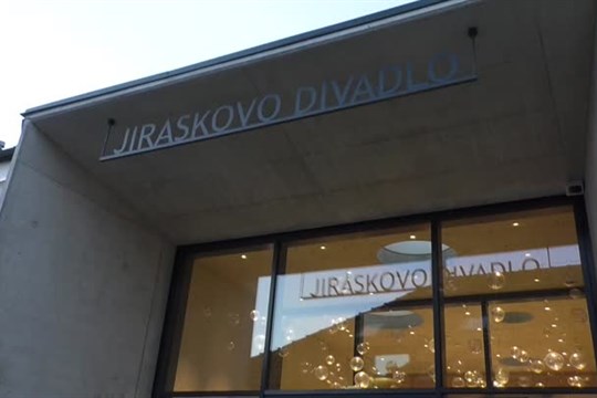 Stavbou roku je pro veřejnost českolipské divadlo