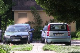 Na Sídlišti Zahradní platí od 13. května rezidentní parkování