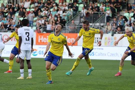 Bartošák v nastaveném čase zachránil fotbalistům Zlína alespoň bod