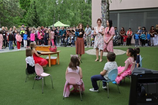 Základní škola a Mateřská škola Motýlek v Kopřivnici je modernější a prostornější