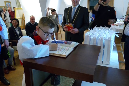 Jízda králů začala přijetím krále Patrika Libosvára a jeho družiny