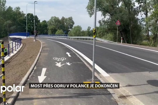 Mezi Polankou a Starou Bělou lze projet po cyklostezce. Na mostě přibyl pruh pro cyklisty