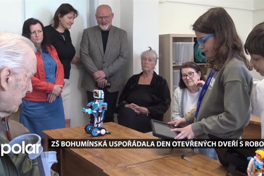 Slezskoostravská ZŠ uspořádala Den otevřených dveří s roboty, návštěvníci si vyzkoušeli i virtuální realitu