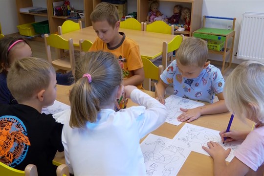 Za pobyt dětí ve školkách zaplatí ve Zlíně rodiče 600 korun měsíčně