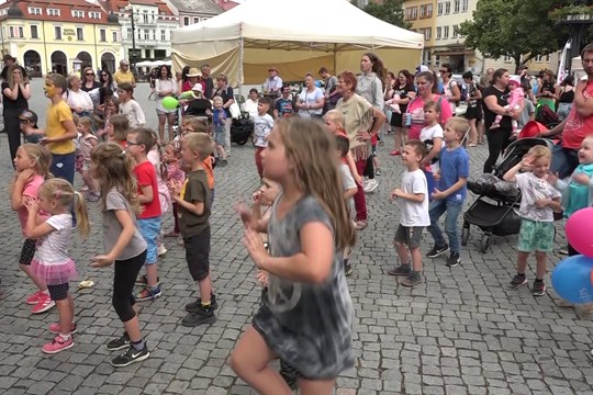 Televize TVS oslavila 25. narozeniny s dětmi