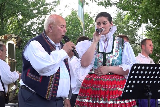 Den obce s oslavou hasičů i křtem CD dechové hudby Javorinka