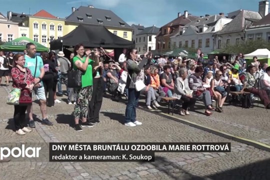 Dny města Bruntálu letos vynikly svou pestrostí i hvězdnou účastí Marušky Rottrové a dalších 180 účinkujících
