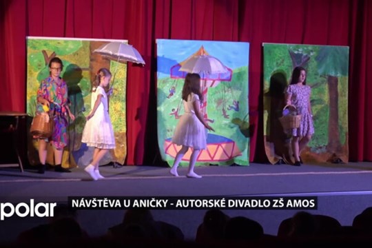 Soukromá škola Amos se rozloučila se školním rokem a svým 30. výročím autorským divadlem pro školy i rodiče