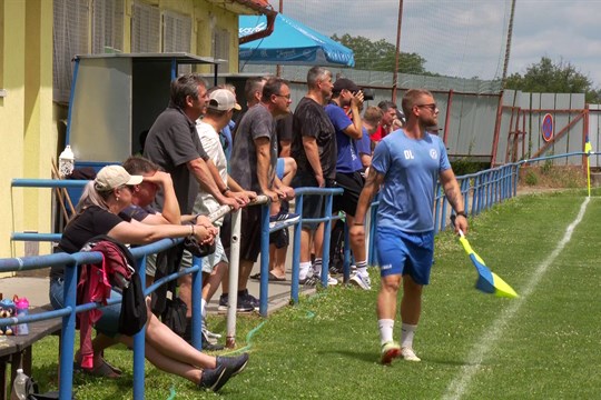 Fotbalisté TJ Slavoj Jarošov slavili bez pěti let rovnou stovku existence svého klubu