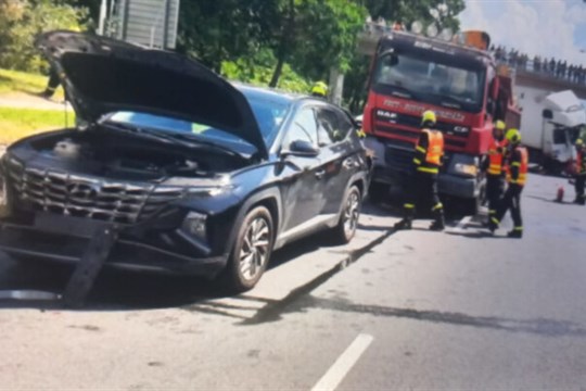 Při nehodě na Místecké v Ostravě se zranilo několik lidí