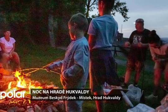 Na hrad Hukvaldy se sjeli zájemci o romantické i strašidelné Nocování na hradě