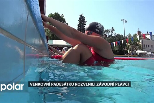 Venkovní padesátku rozvlnili závodní plavci