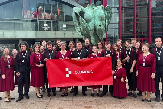 Pěvecký sbor z Olomouce získal stříbro na festivalu v Krakově