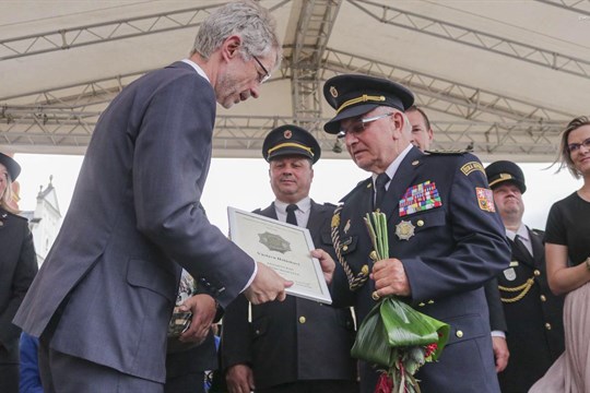 Václav Holásek získal Záslužný řád českého hasičstva