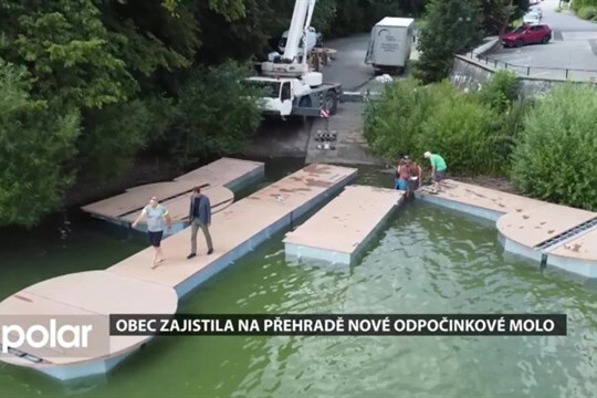 Obec zajistila na Těrlickou přehradu nové odpočinkové molo