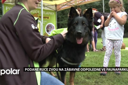Podané ruce zvou na zábavné odpoledne ve Faunaparku ve Frýdku-Místku