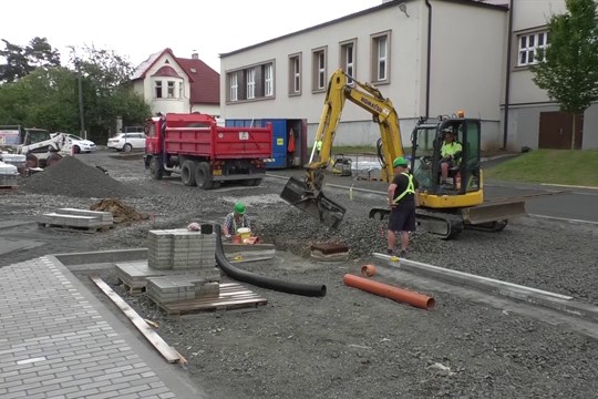 Modernizují se vstupy do škol Masarykova a Šafaříkova